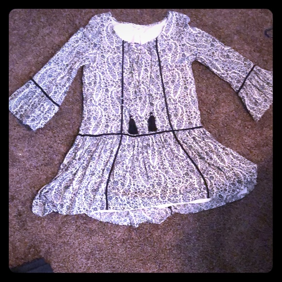 American Eagle - Picture 1 of 5